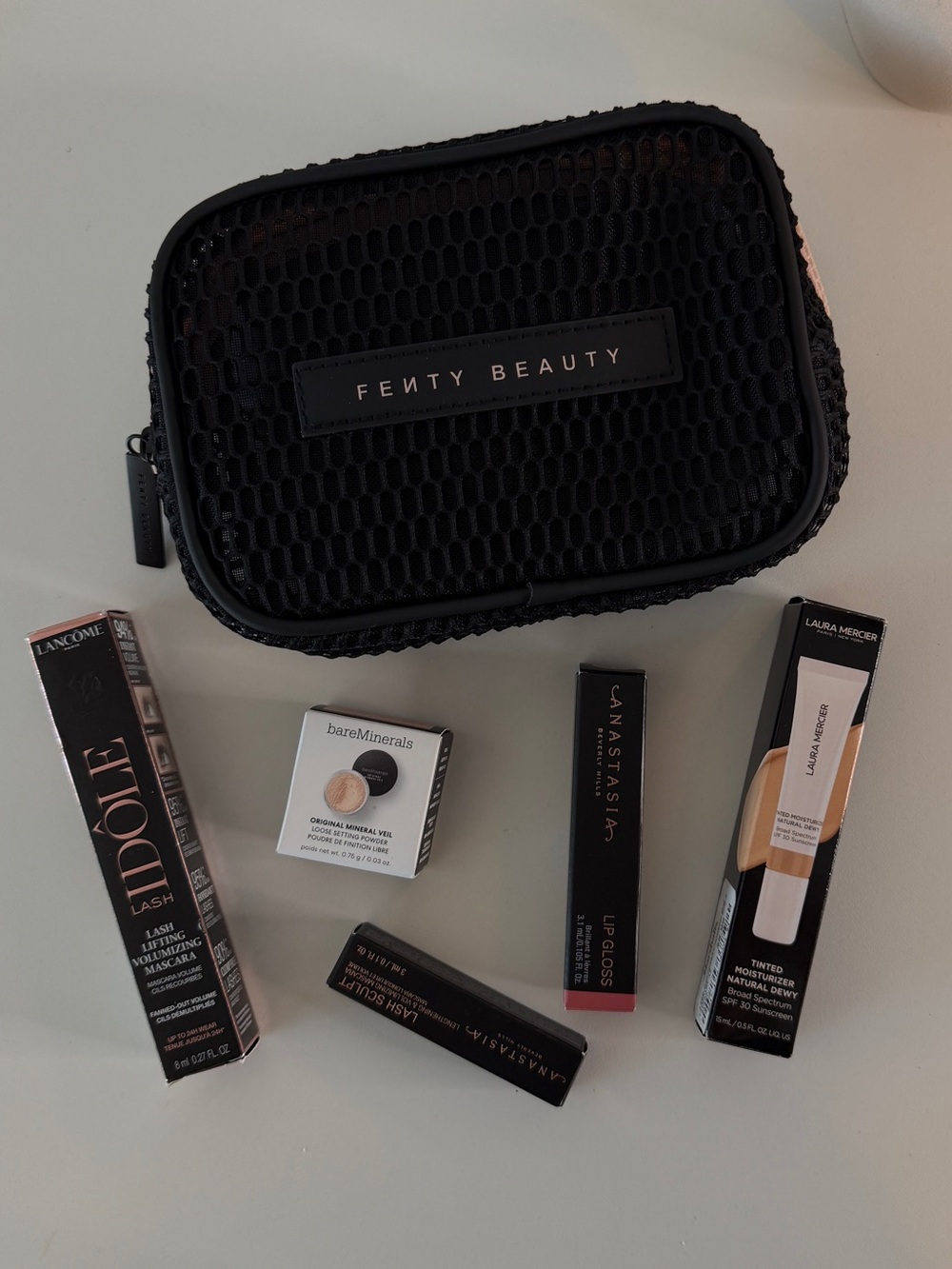 Makeup bundle - Picture 2 of 4